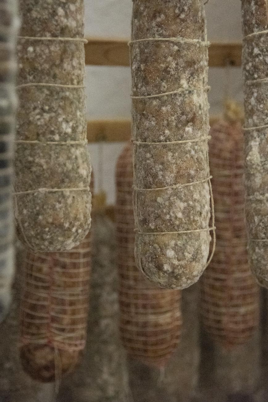 salumi in cantina